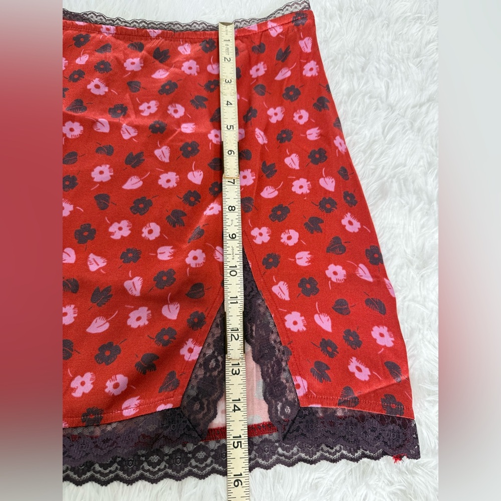 Anthropologie x Maeve Red slip satin skirt w front slip M NWT - Picture 8 of 10